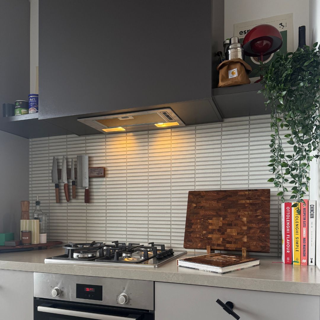 VEUR Black Walnut Magnetic Knife Holder