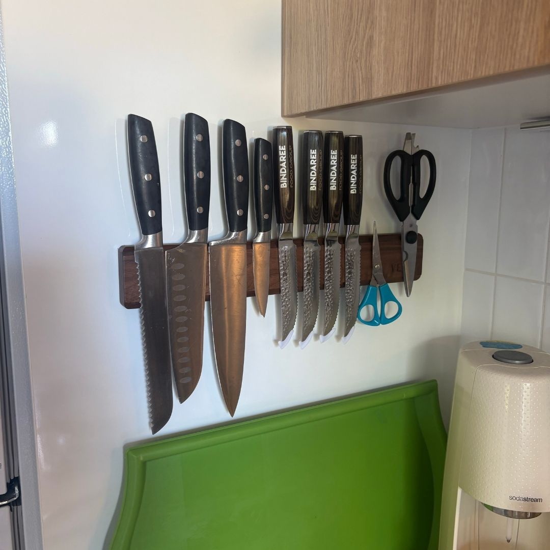 VEUR Black Walnut Magnetic Knife Holder