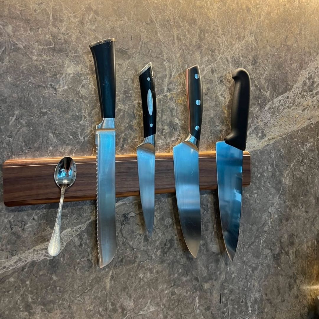 VEUR Black Walnut Magnetic Knife Holder