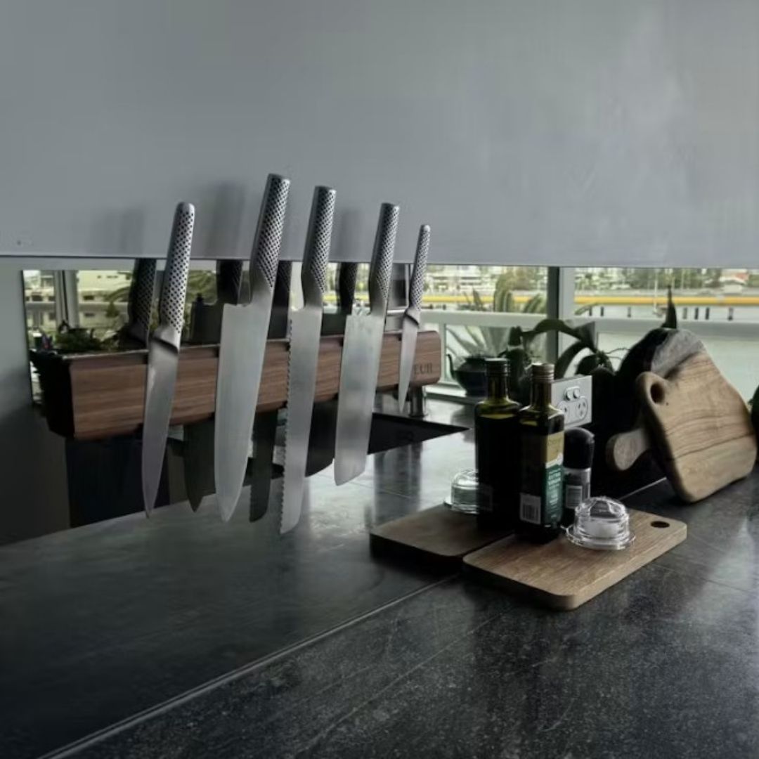 VEUR Black Walnut Magnetic Knife Holder